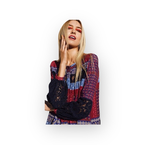 Desigual Tops - Desigual 𑁍 Mona Fucsias Boho Lace Sleeve Printed Button Down Shirt 𑁍 Blue Pink